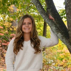 Meet your Posher, Ava